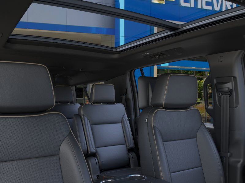 New 2026 Chevrolet Suburban Premier image 25