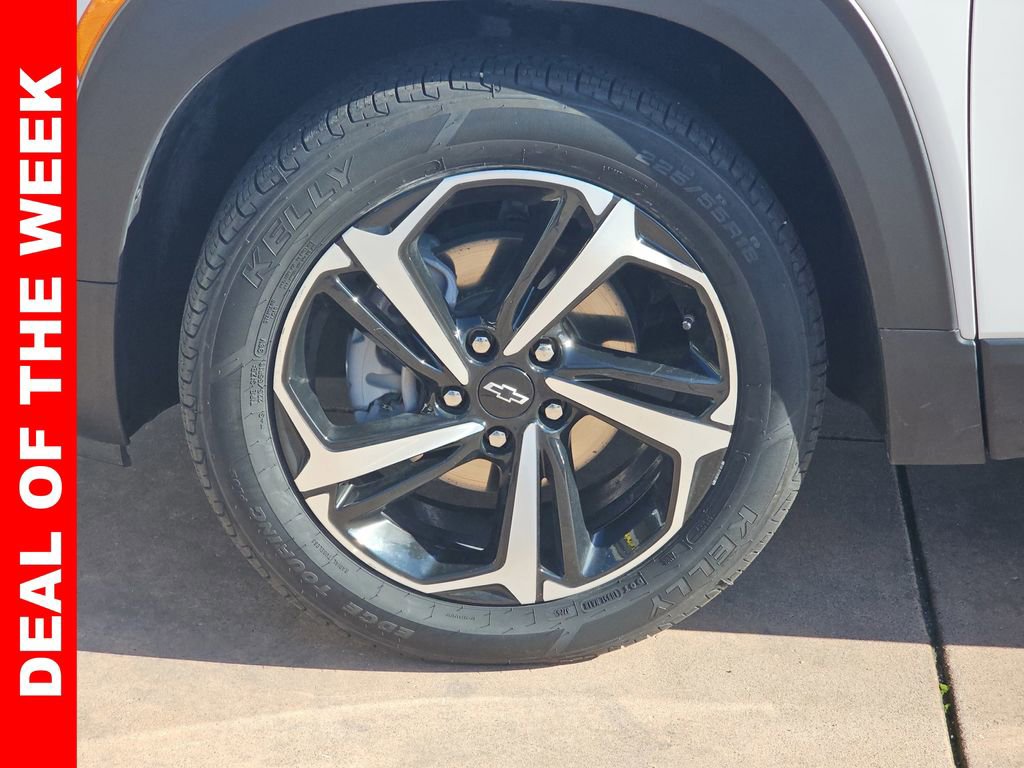 Used 2023 Chevrolet TrailBlazer RS image 35
