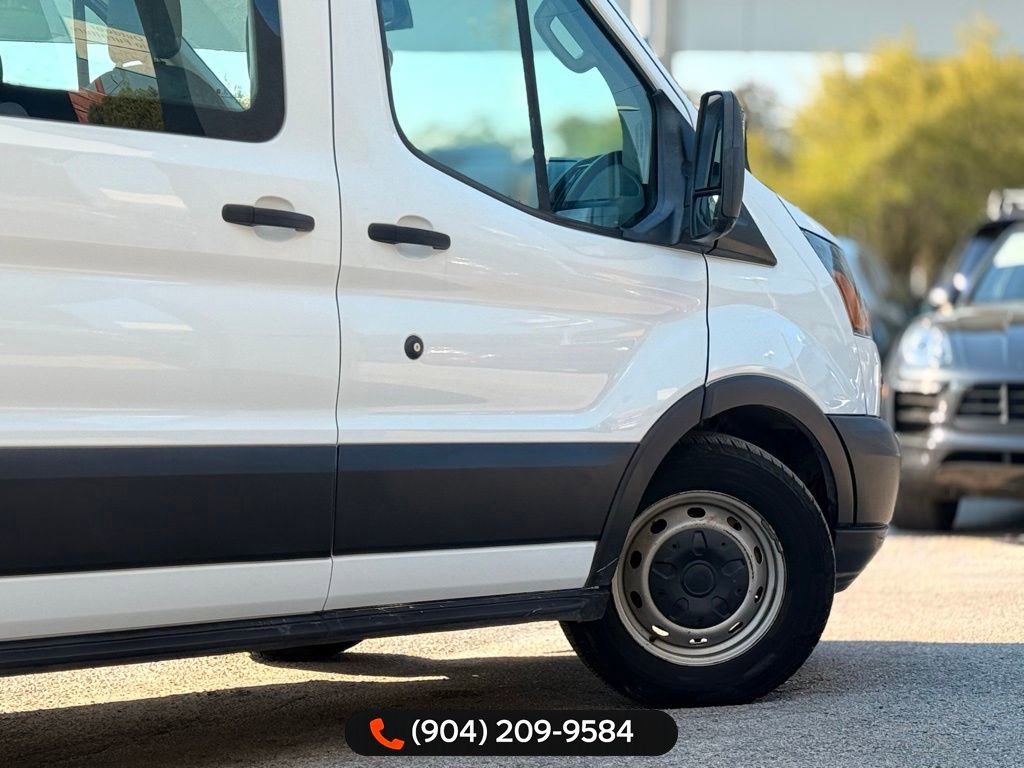 Used 2019 Ford Transit 350 XL image 6