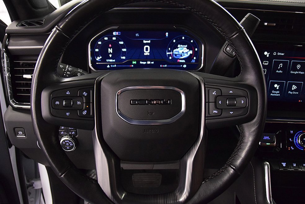 Used 2025 GMC Sierra 2500 Denali Ultimate w/ Snow Plow Prep/Camper Package image 21