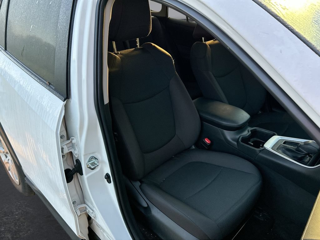 Certified 2023 Toyota RAV4 LE FWD image 30