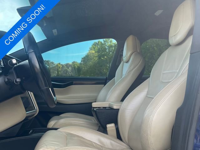 Used 2017 Tesla Model X 75D image 4