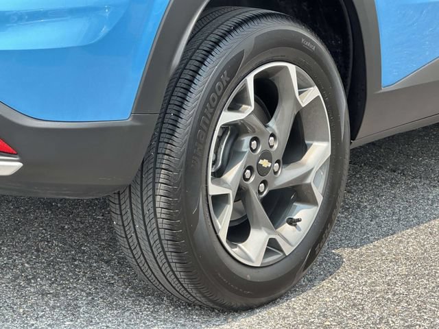 Certified 2025 Chevrolet Trax LT w/ Driver Confidence Package FWD image 31