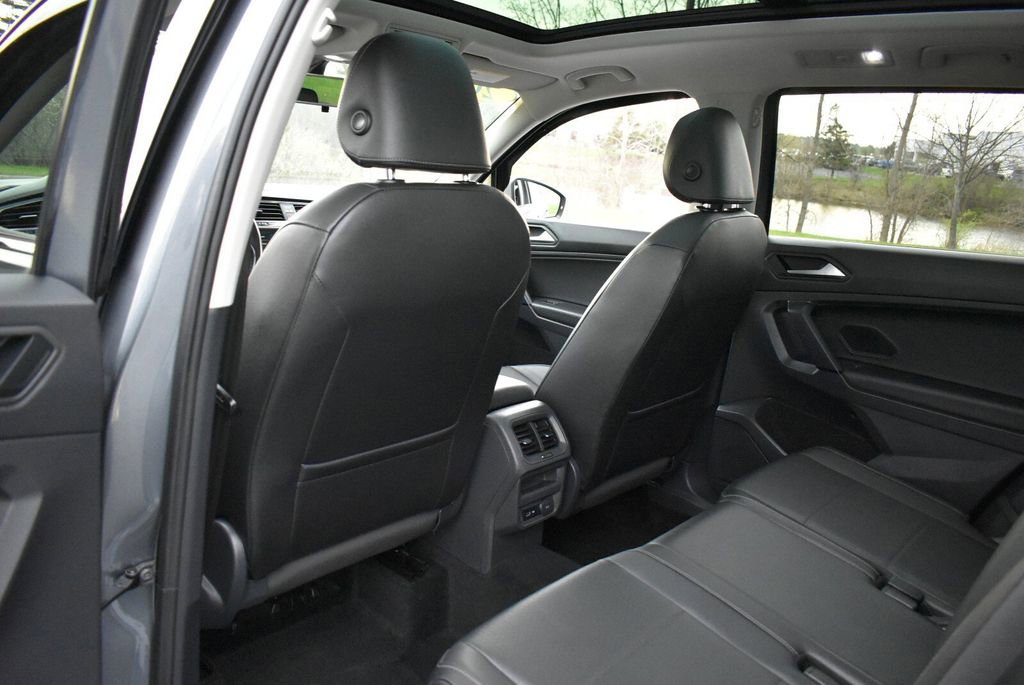 Used 2019 Volkswagen Tiguan SE AWD/4WD image 25