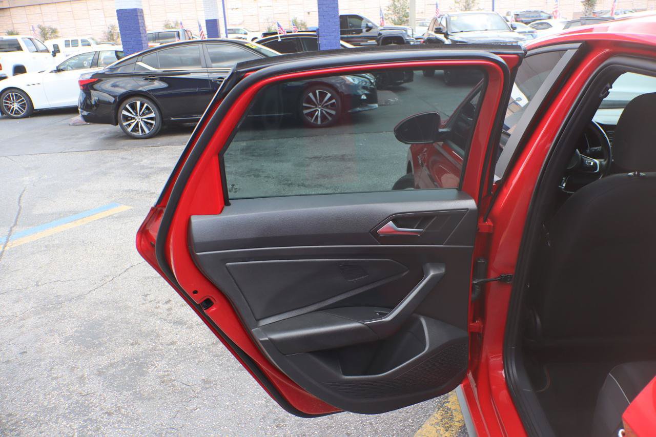 Used 2020 Volkswagen Jetta GLI FWD image 13