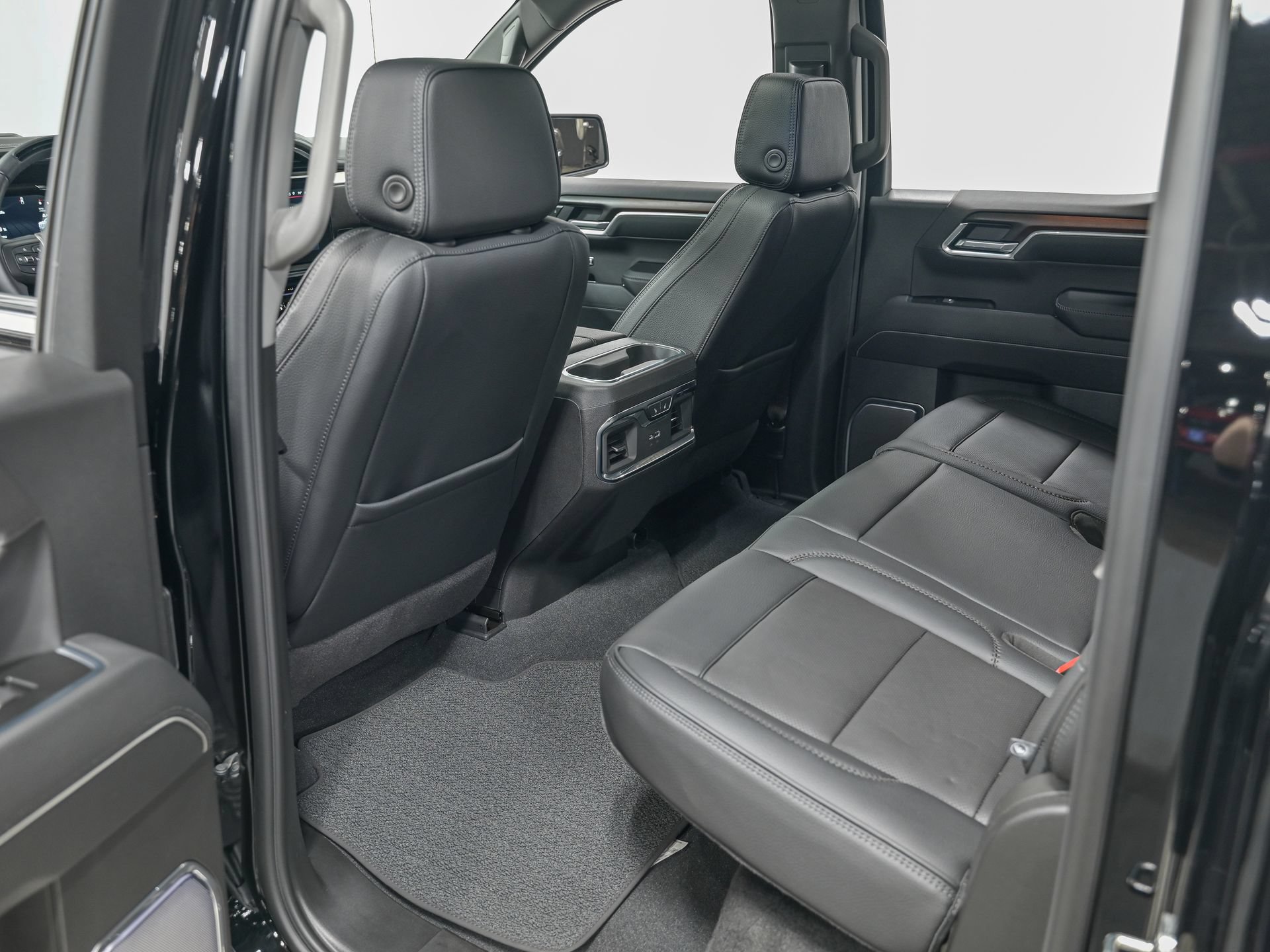 Used 2026 GMC Sierra 1500 Denali AWD/4WD image 28