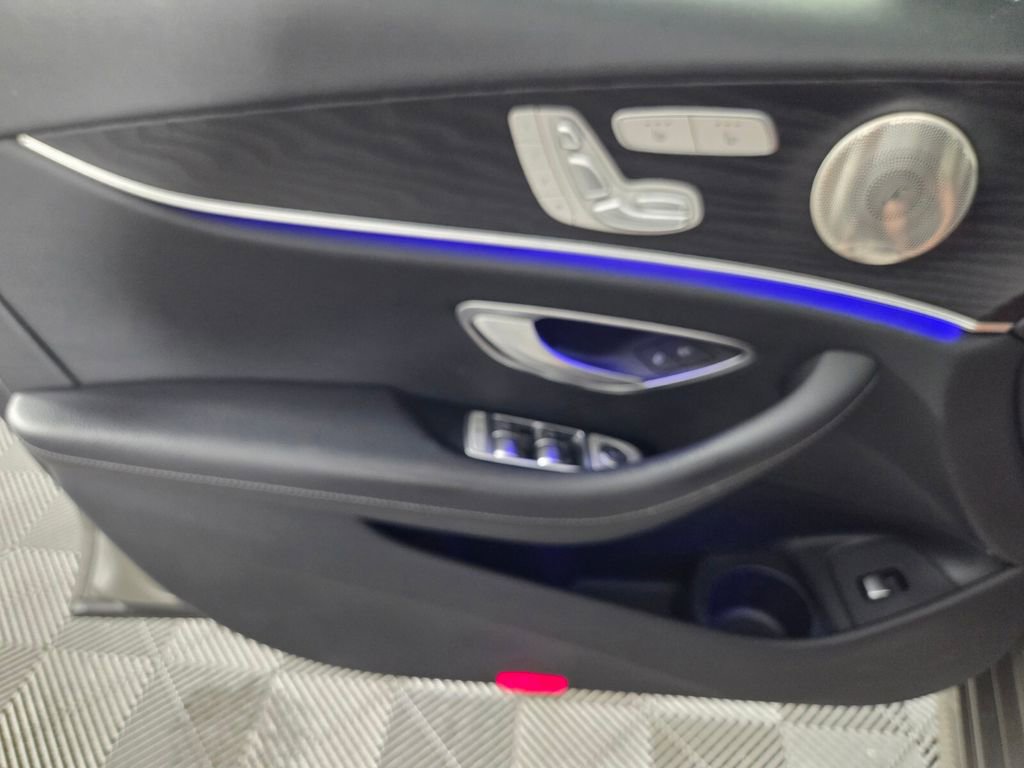 Used 2023 Mercedes-Benz E 350 4MATIC Sedan image 21