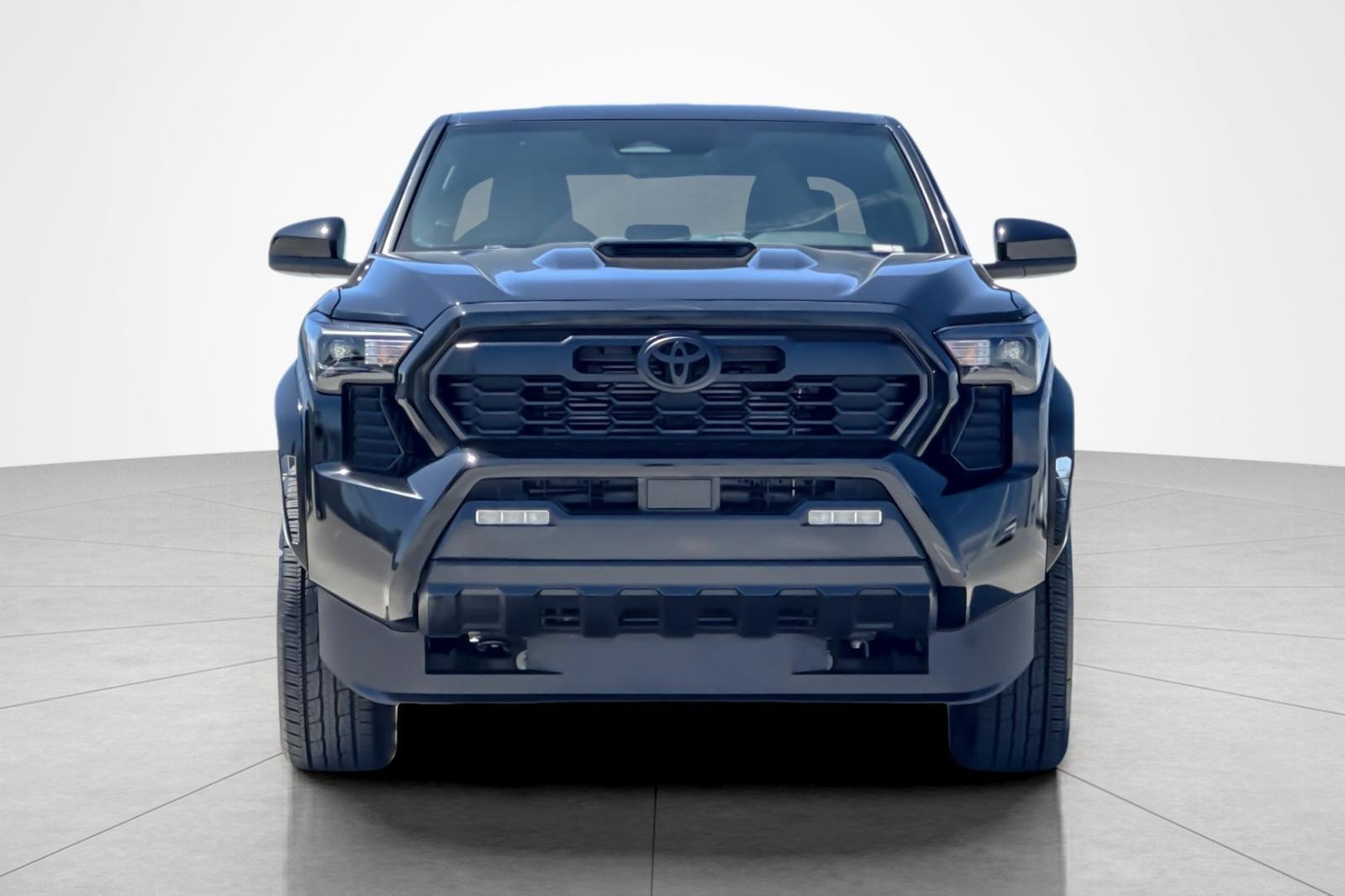 Certified 2025 Toyota Tacoma TRD Sport AWD/4WD image 8