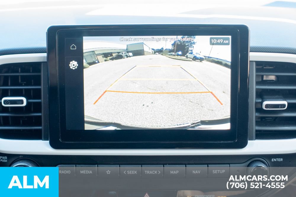 Used 2024 Hyundai Venue Limited FWD image 34