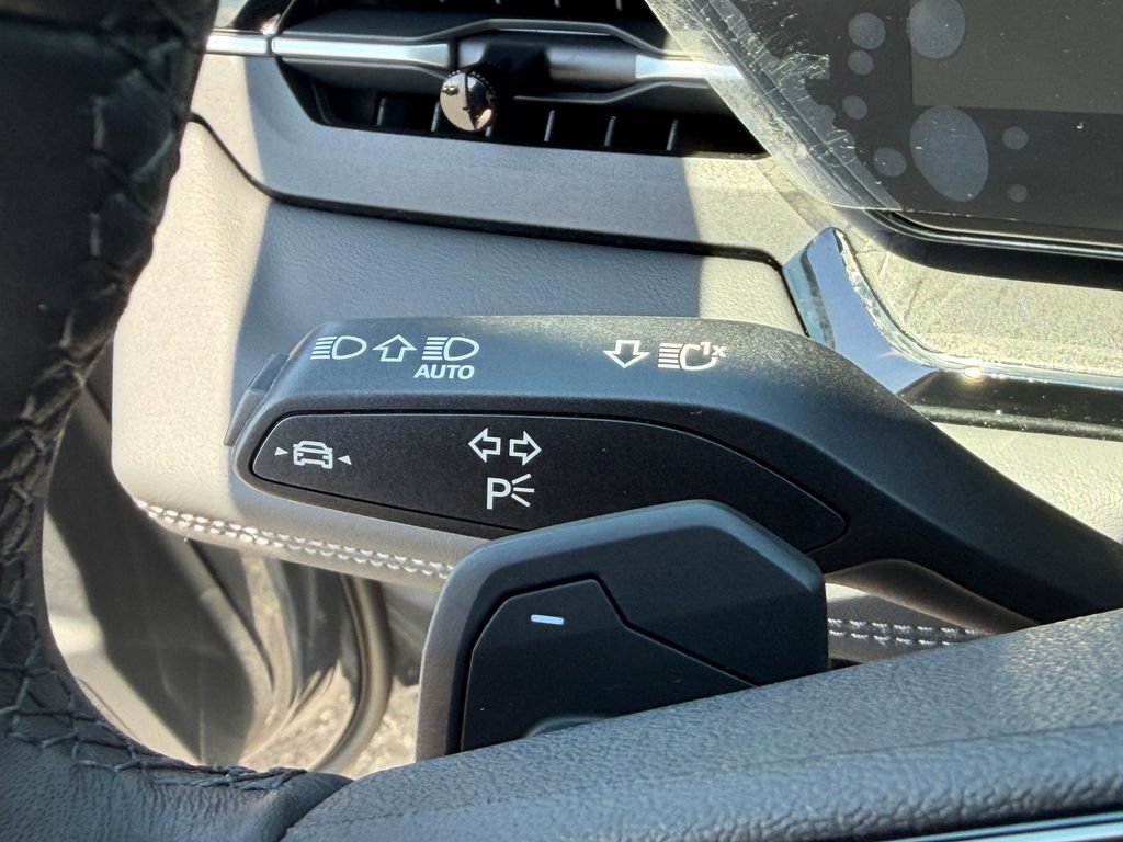 Certified 2025 Audi Q6 e-tron Premium Plus w/ Premium Plus AWD/4WD image 38