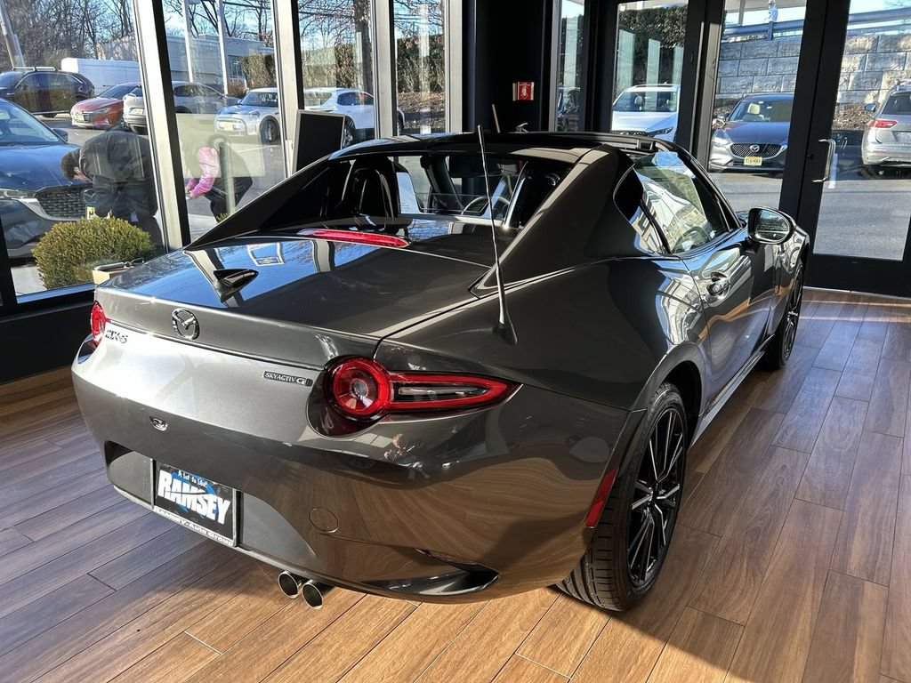 Used 2025 MAZDA MX-5 Miata RF Grand Touring RWD image 8