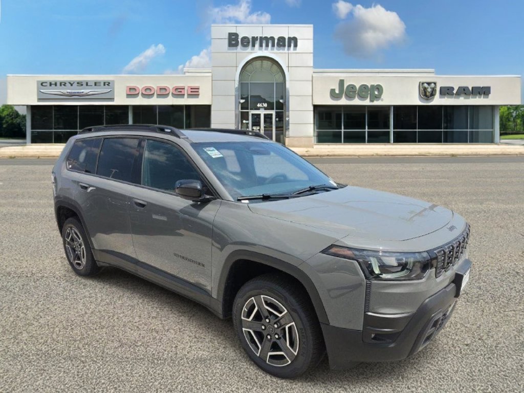 New 2026 Jeep Cherokee Laredo AWD/4WD image 1