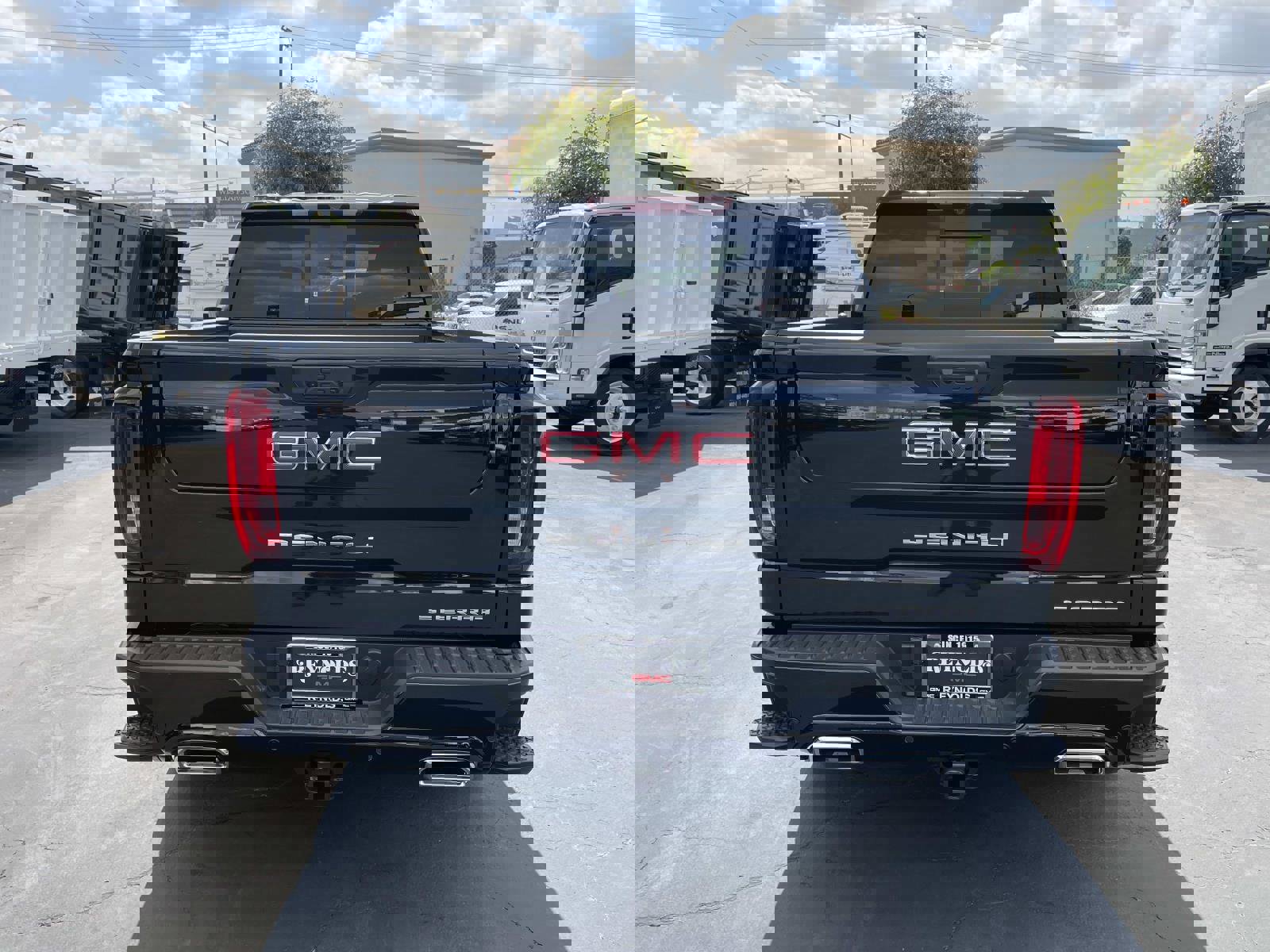 New 2026 GMC Sierra 1500 Denali w/ Technology Package AWD/4WD image 6