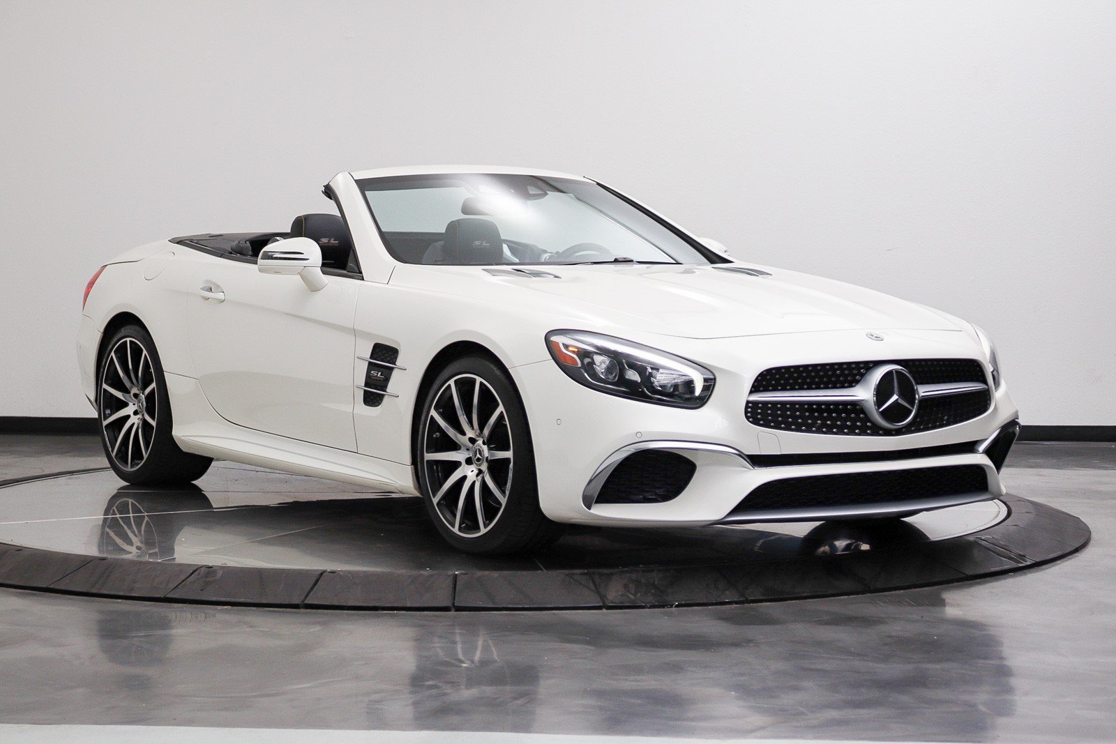 Used 2020 Mercedes-Benz SL 450 image 15