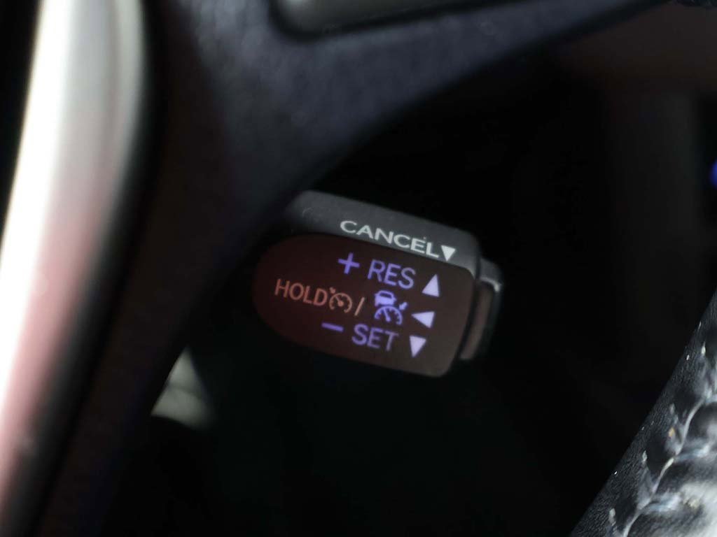 Used 2018 Toyota RAV4 Limited image 41