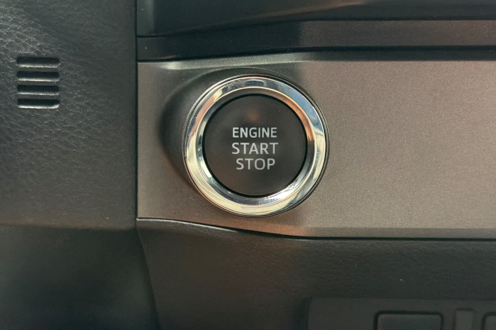 Used 2021 Toyota Tacoma TRD Sport w/ Technology Package RWD image 22