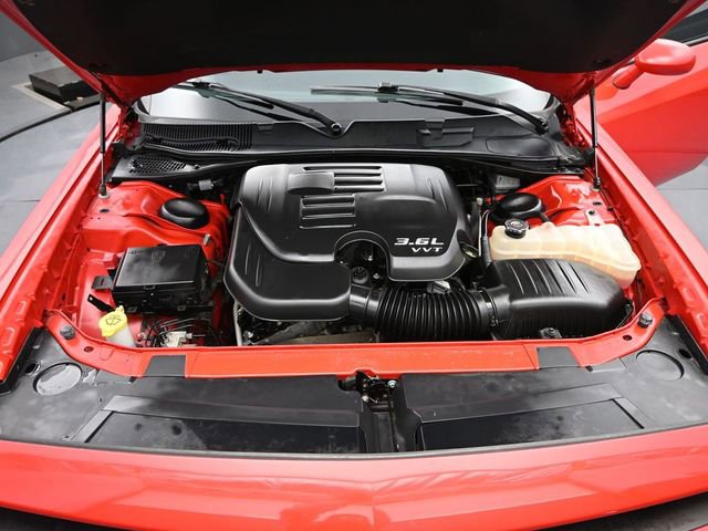 Used 2018 Dodge Challenger SXT Plus image 34