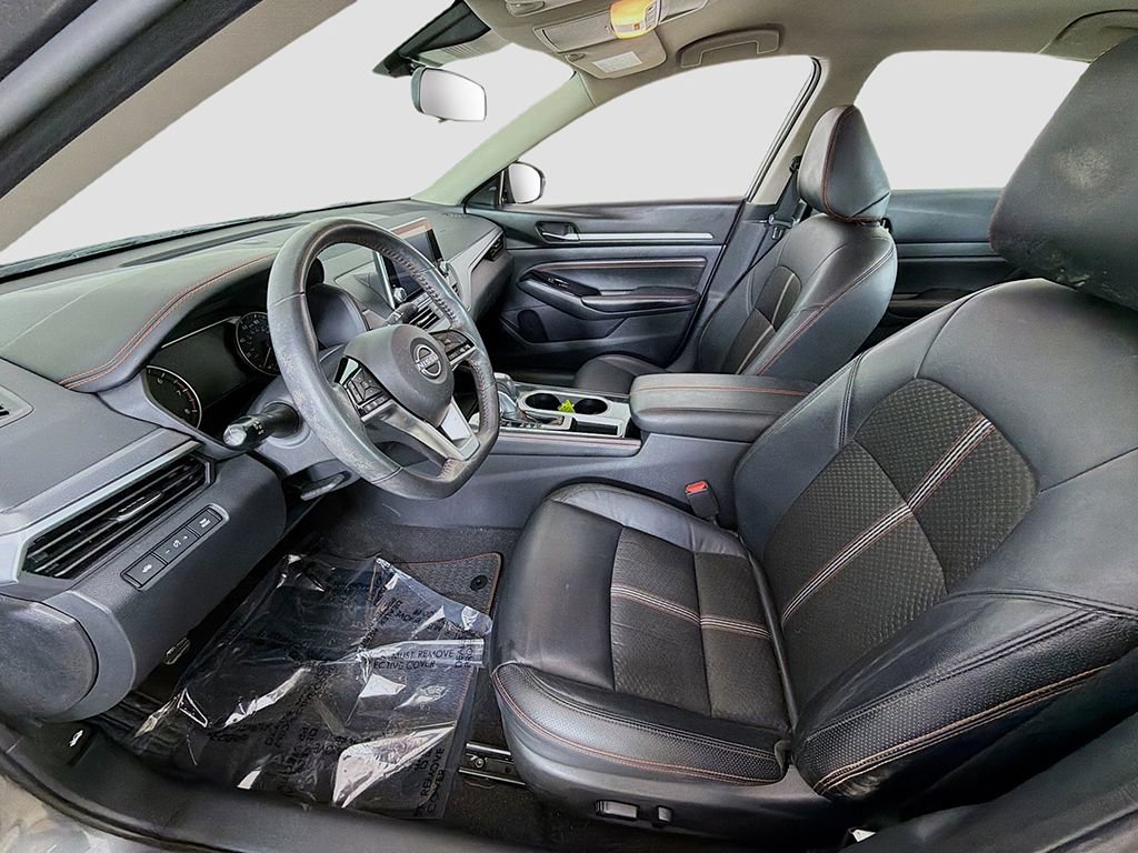 Used 2023 Nissan Altima 2.5 SR image 17