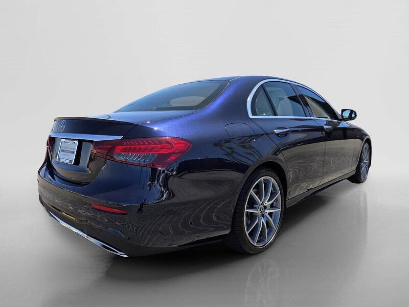 Certified 2022 Mercedes-Benz E 350 Sedan image 5