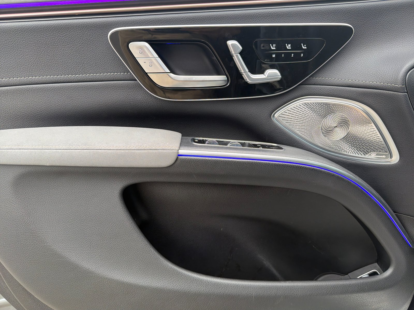 Certified 2023 Mercedes-Benz EQS 580 4MATIC SUV image 10
