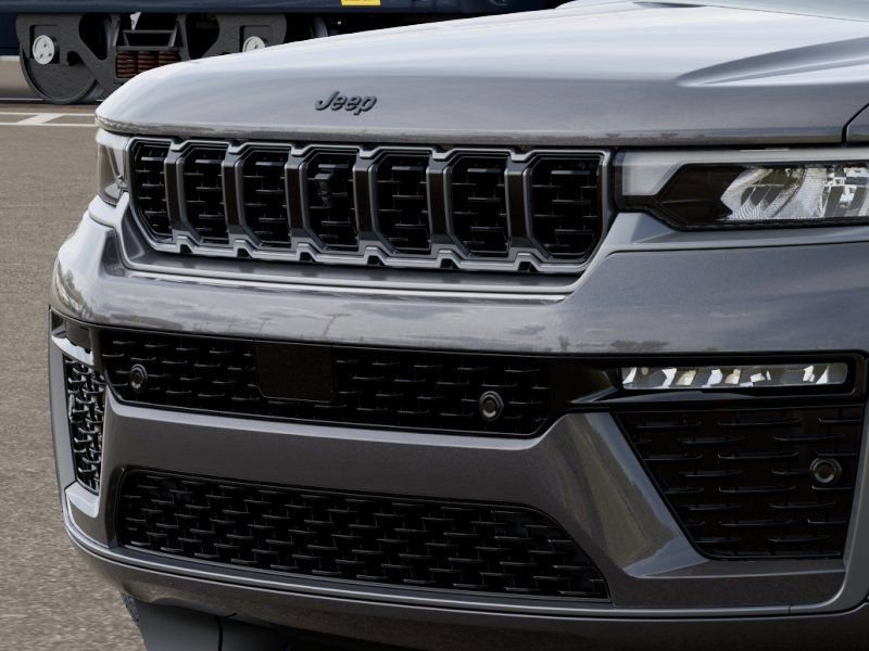 New 2026 Jeep Grand Cherokee L Summit AWD/4WD image 11