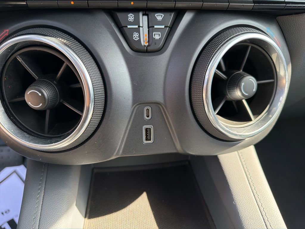 Used 2019 Chevrolet Blazer LT w/ Sun and Wheels Package image 31
