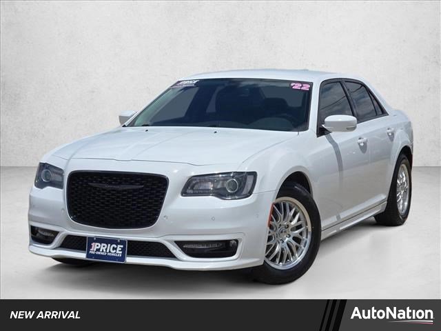 Used 2022 Chrysler 300 Touring L RWD image 1