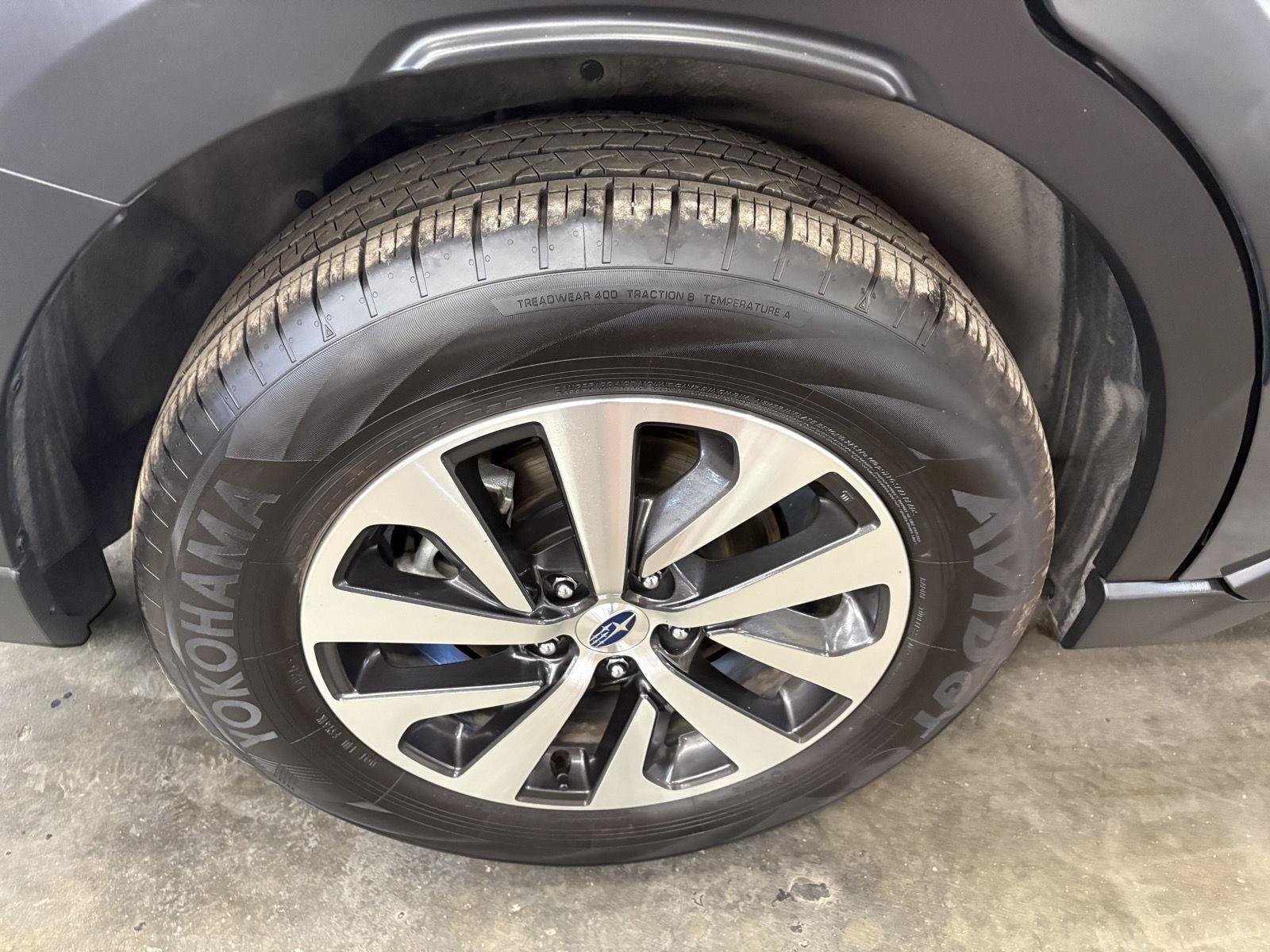 Used 2025 Subaru Outback Premium AWD/4WD image 14