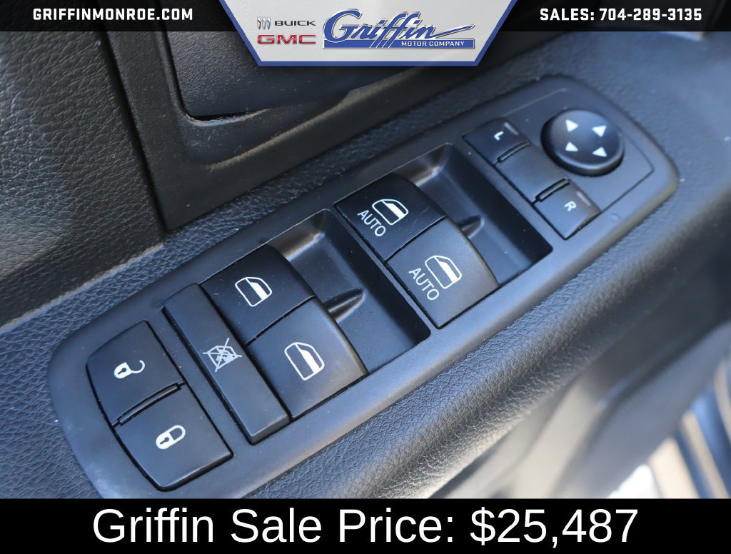 Used 2018 RAM 2500 Tradesman w/ Chrome Appearance Group AWD/4WD image 15