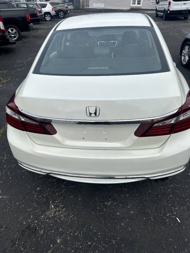 Used 2016 Honda Accord LX image 3