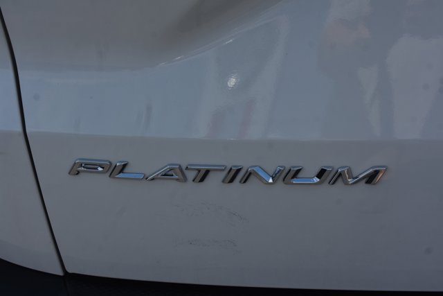 Used 2024 Ford Escape Platinum w/ Premium Technology Package AWD/4WD image 7