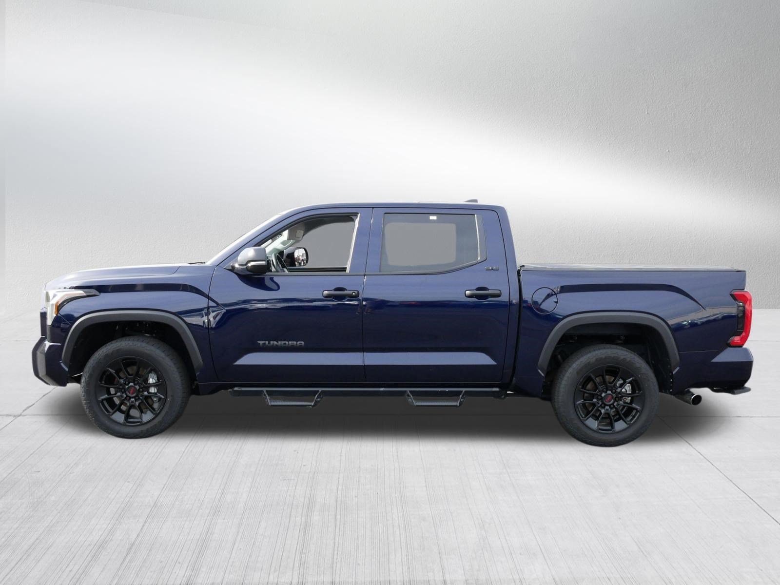 Certified 2024 Toyota Tundra SR5 AWD/4WD image 4