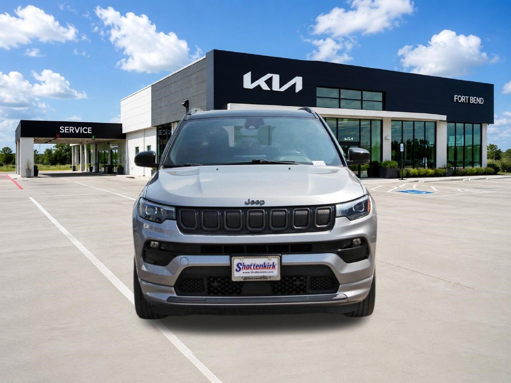 Used 2022 Jeep Compass High Altitude AWD/4WD image 2