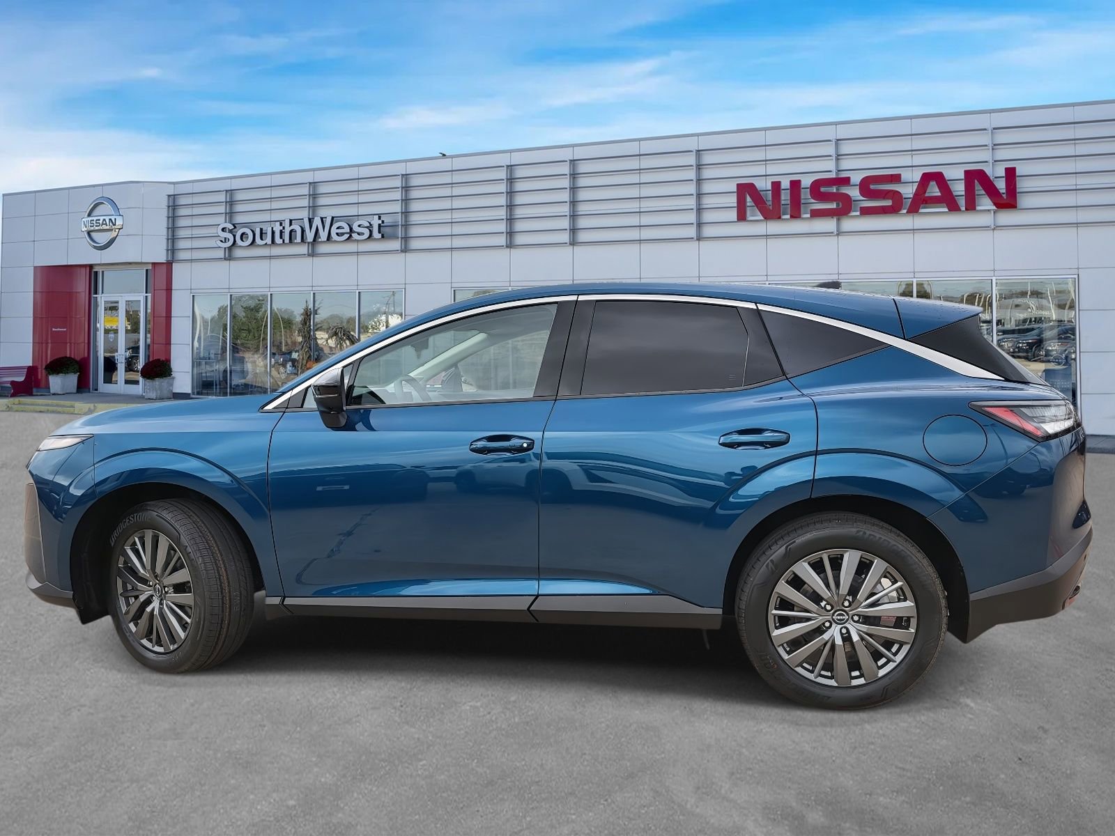 New 2026 Nissan Murano SL image 9