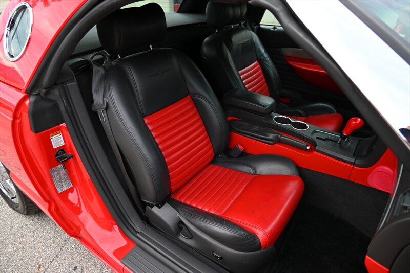 Used 2002 Ford Thunderbird RWD image 18