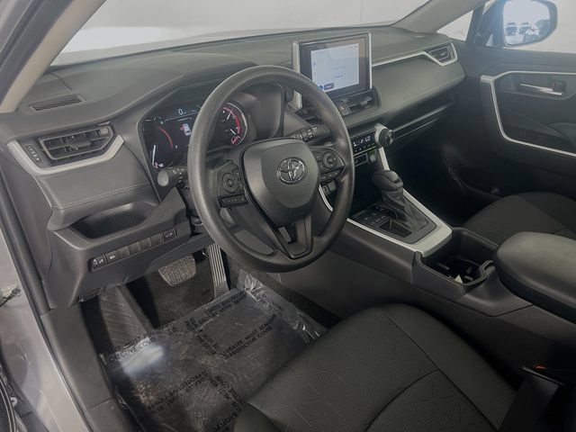 Used 2025 Toyota RAV4 XLE w/ Convenience Package FWD image 11