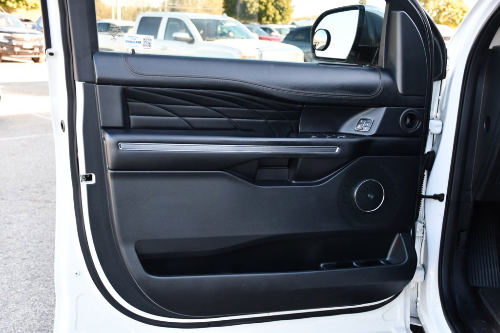 Used 2021 Ford Expedition Max Platinum image 25