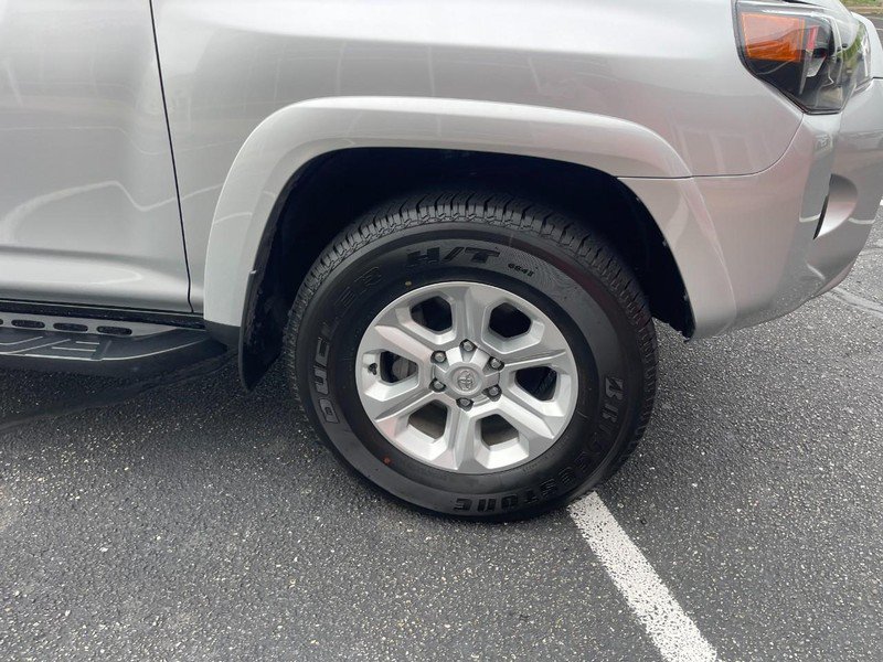 Used 2023 Toyota 4Runner SR5 Premium w/ Moonroof Package AWD/4WD image 7