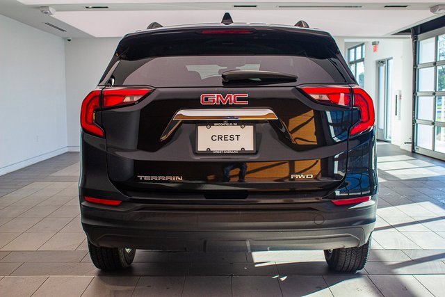 Used 2018 GMC Terrain SLE w/ Driver Convenience Package image 7