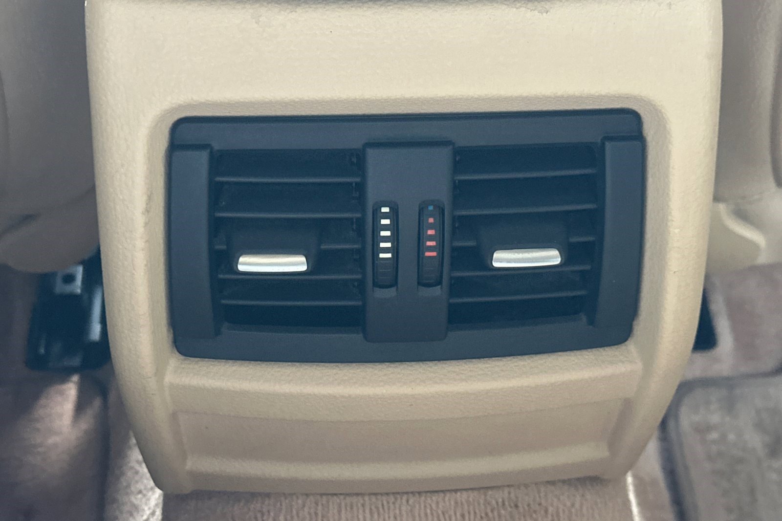 Used 2014 BMW 320i Sedan image 16