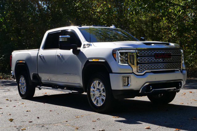 Used 2022 GMC Sierra 2500 Denali image 4