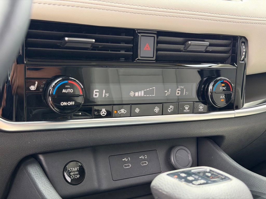 Used 2025 Nissan Rogue SL FWD image 35