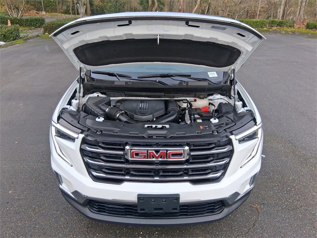 Used 2024 GMC Acadia Elevation image 17