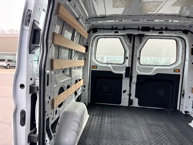 Used 2024 Ford Transit 250 Low Roof AWD w/ Exterior Upgrade Package image 15