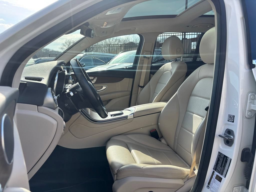 Certified 2022 Mercedes-Benz GLC 300 4MATIC image 10