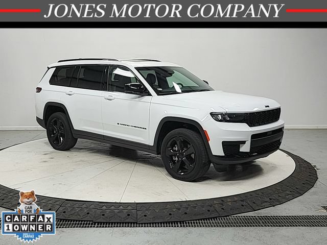 Used 2024 Jeep Grand Cherokee L Altitude RWD image 1
