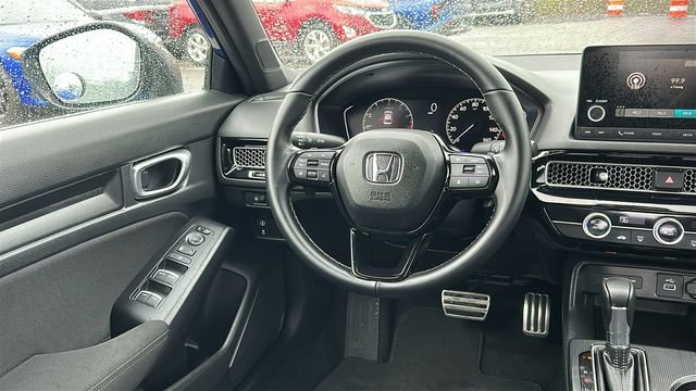 Used 2023 Honda Civic Sport image 22