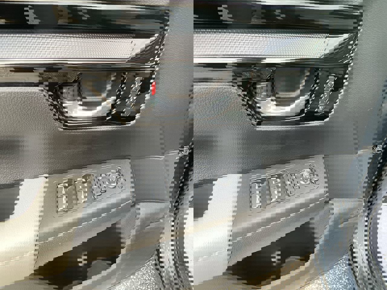 Used 2023 Honda CR-V EX-L image 14