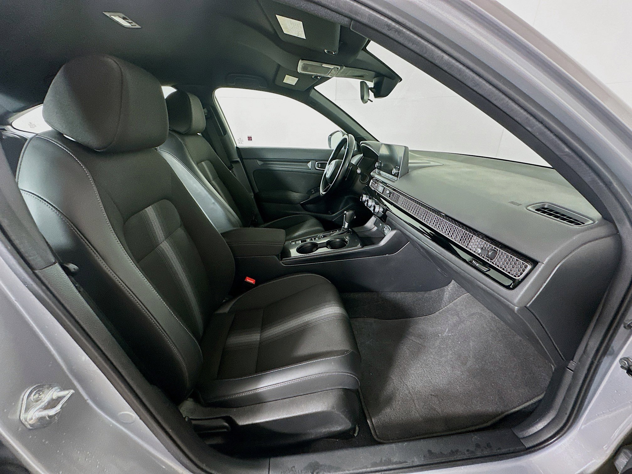 Used 2023 Honda Civic Sport image 29