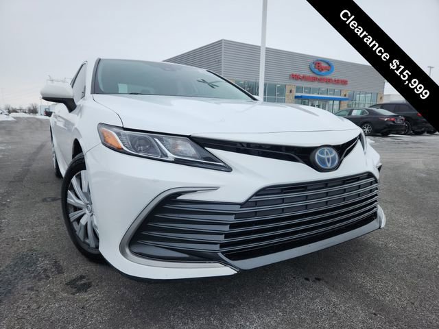 Used 2022 Toyota Camry LE FWD image 11